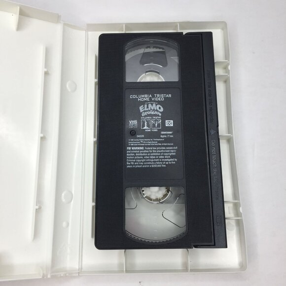 Vintage Sesame Street The Adventures Of Elmo In Grouchland VHS 1999 Clamshell - Picture 3 of 6
